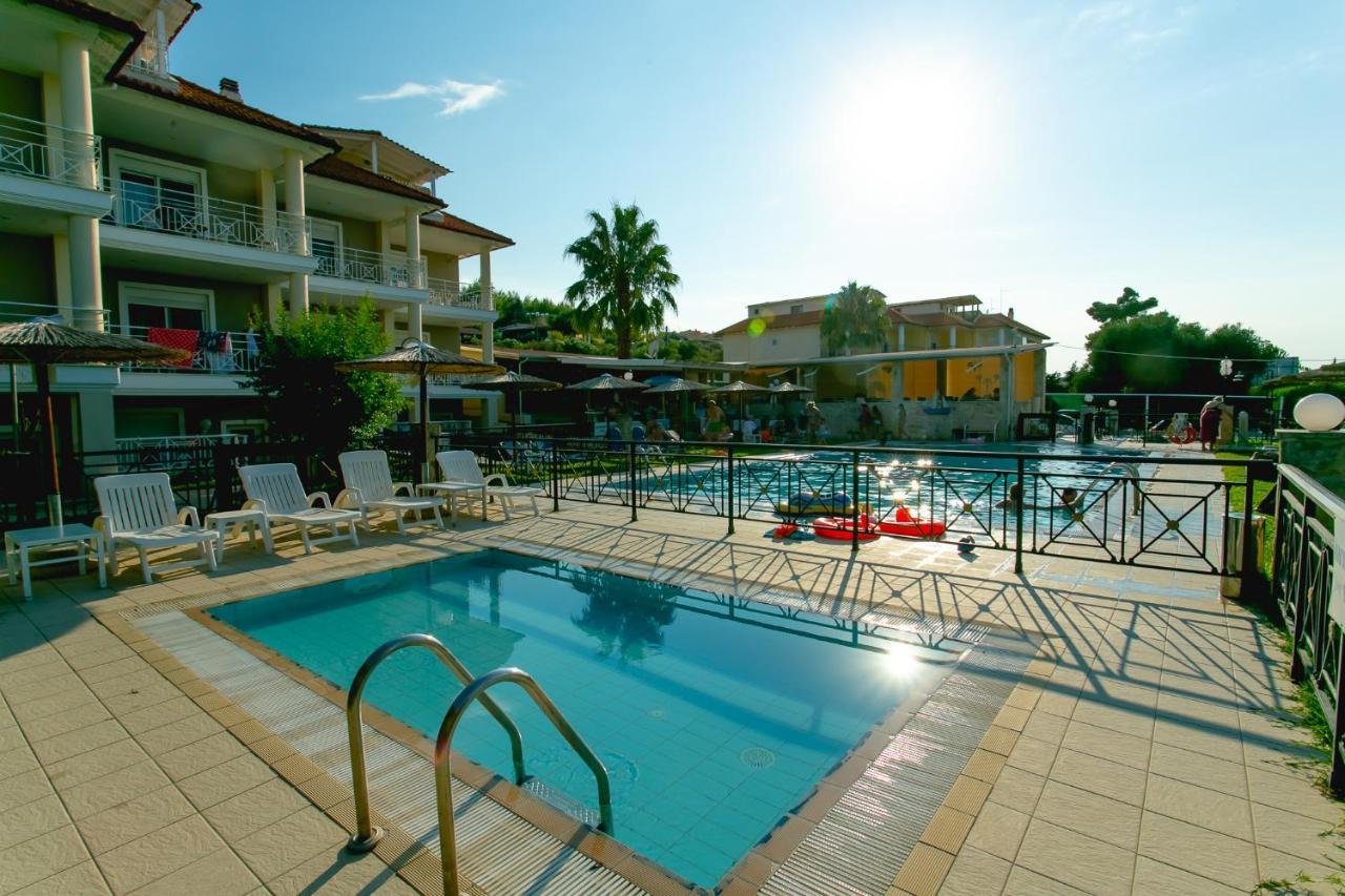 Golden Residence Family Resort เปฟโกโฮรี ภายนอก รูปภาพ