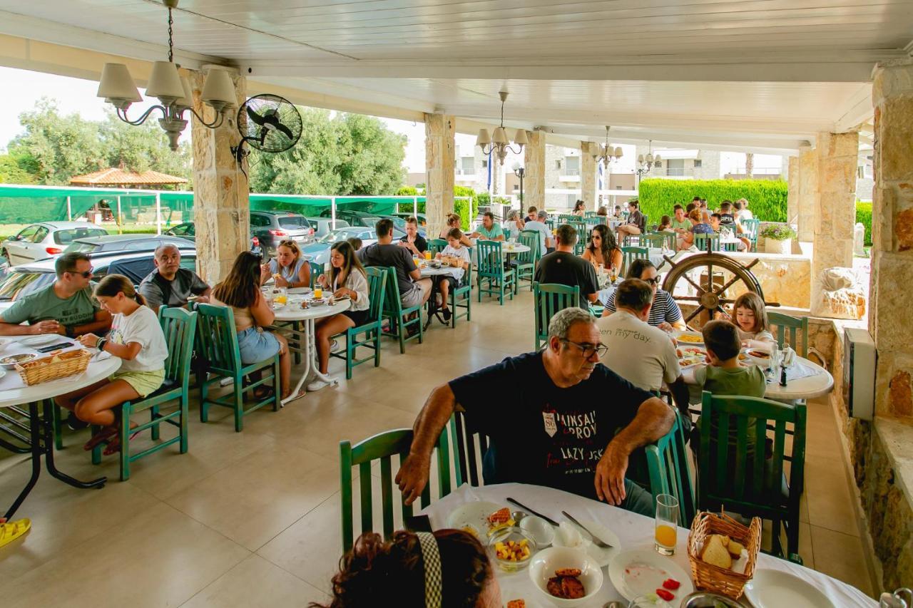 Golden Residence Family Resort เปฟโกโฮรี ภายนอก รูปภาพ